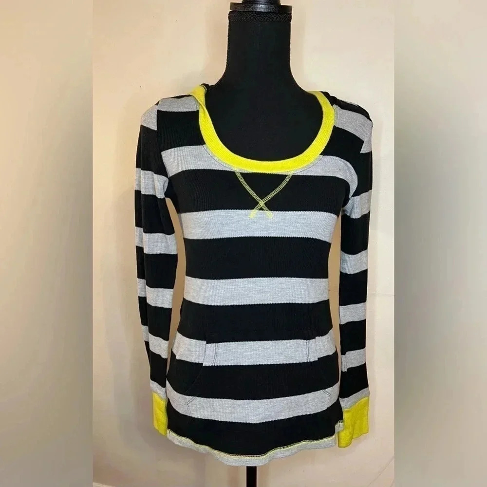Marc New York Striped Hoodie With 3/4 Length Sleeves Size Small